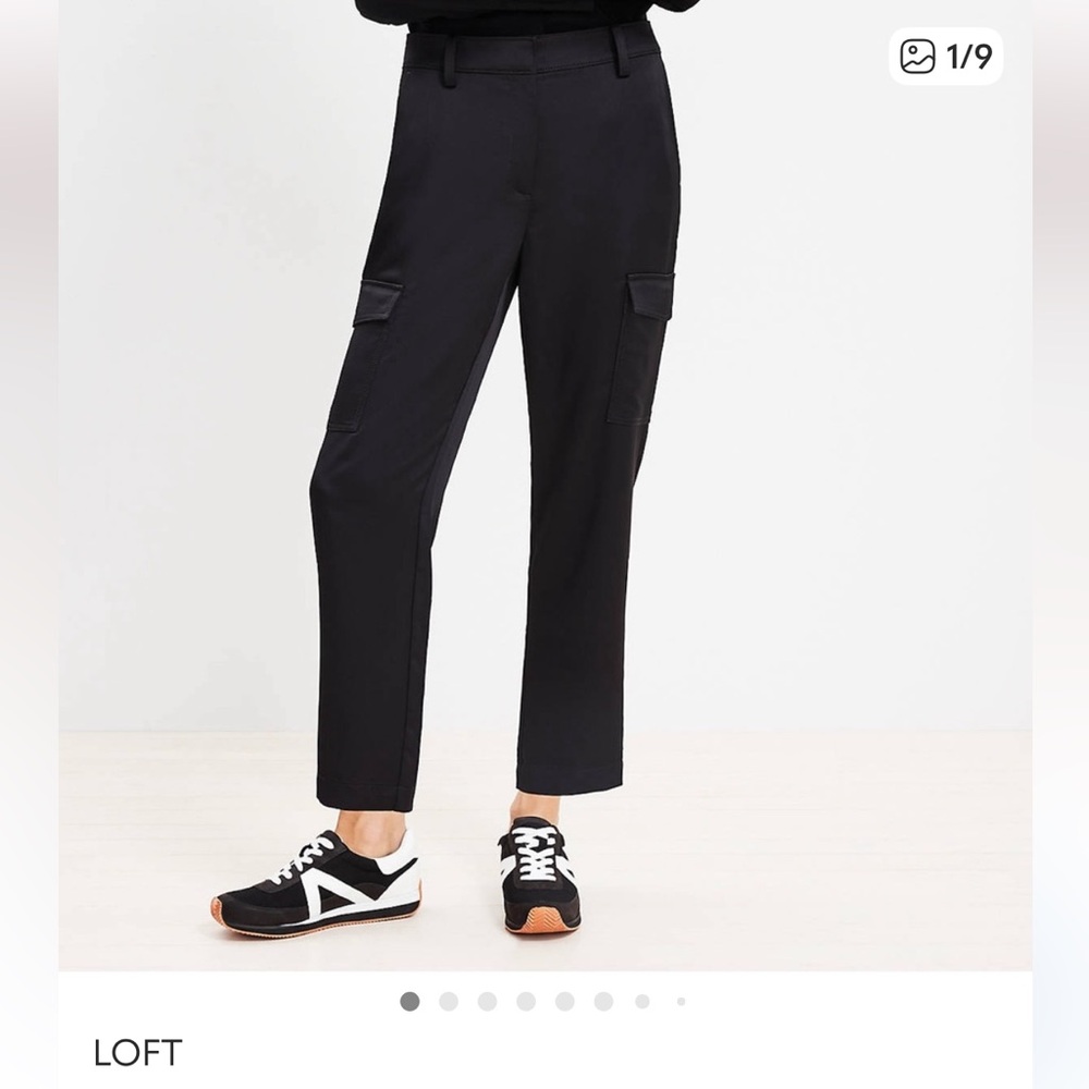LOFT Black Wide-Leg Cargo Pants